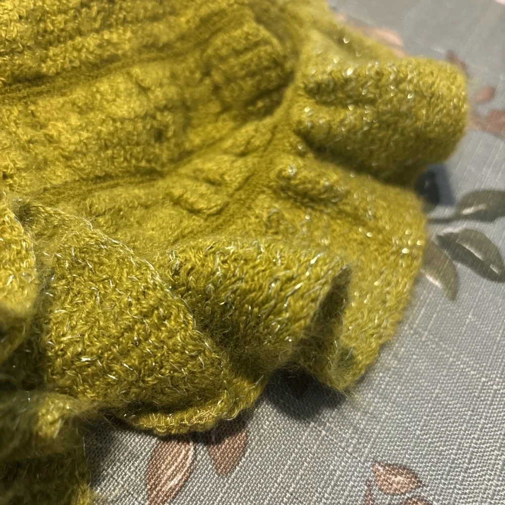 N/A green knit
